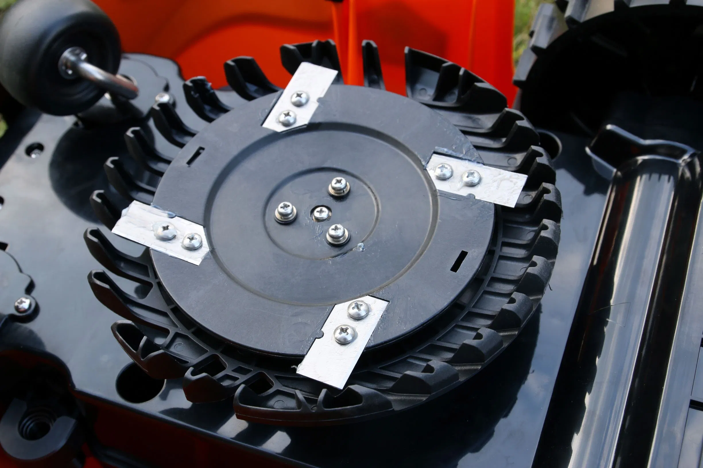 20V RM301 Brushless Robot Mower with GS Certificate 200m2