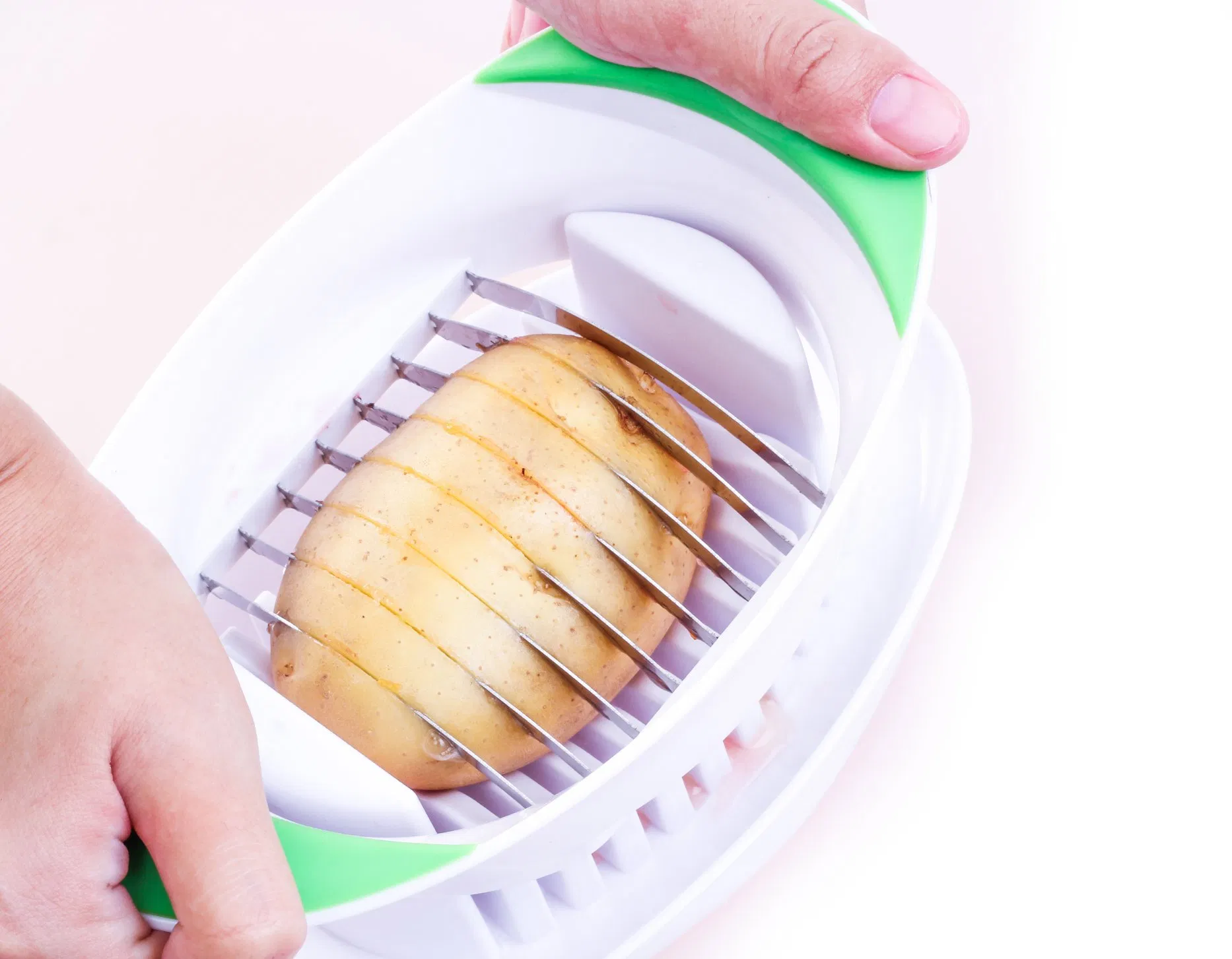 New Handy Fruit Tomato Cutter 8PCS Tomato Slicer