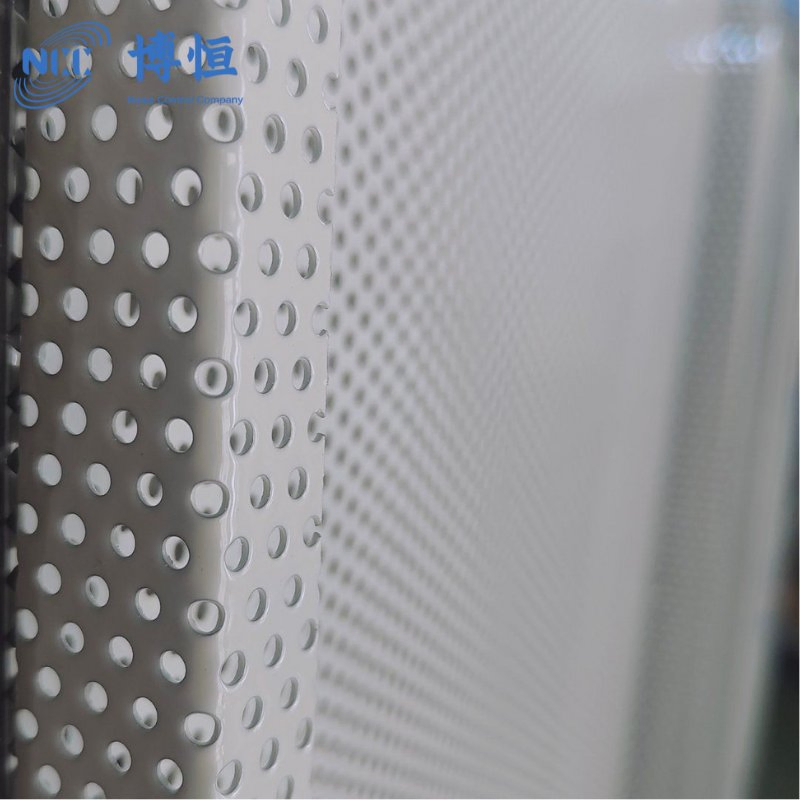 Metal Anechoic Wedges: Transforming Containers Into Mobile Anechoic Chambers