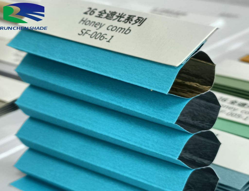 Motorized Remote Control Cellular Shades Customized Easy Charge Full Blackout Honeycomb Blinds for Home and Office