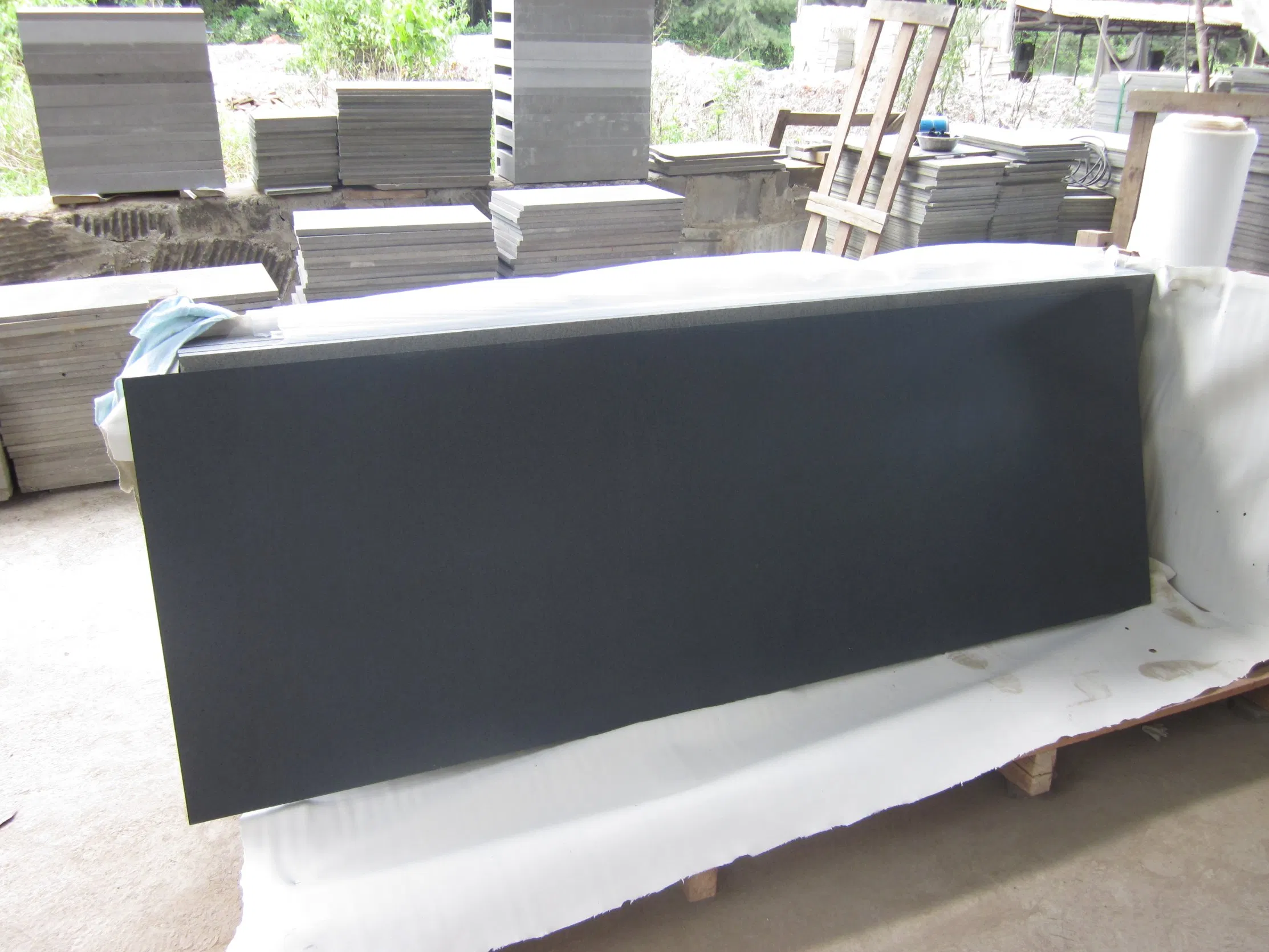 High Quality Hainan Black Basalt Stone Marble Granite Natural Stone