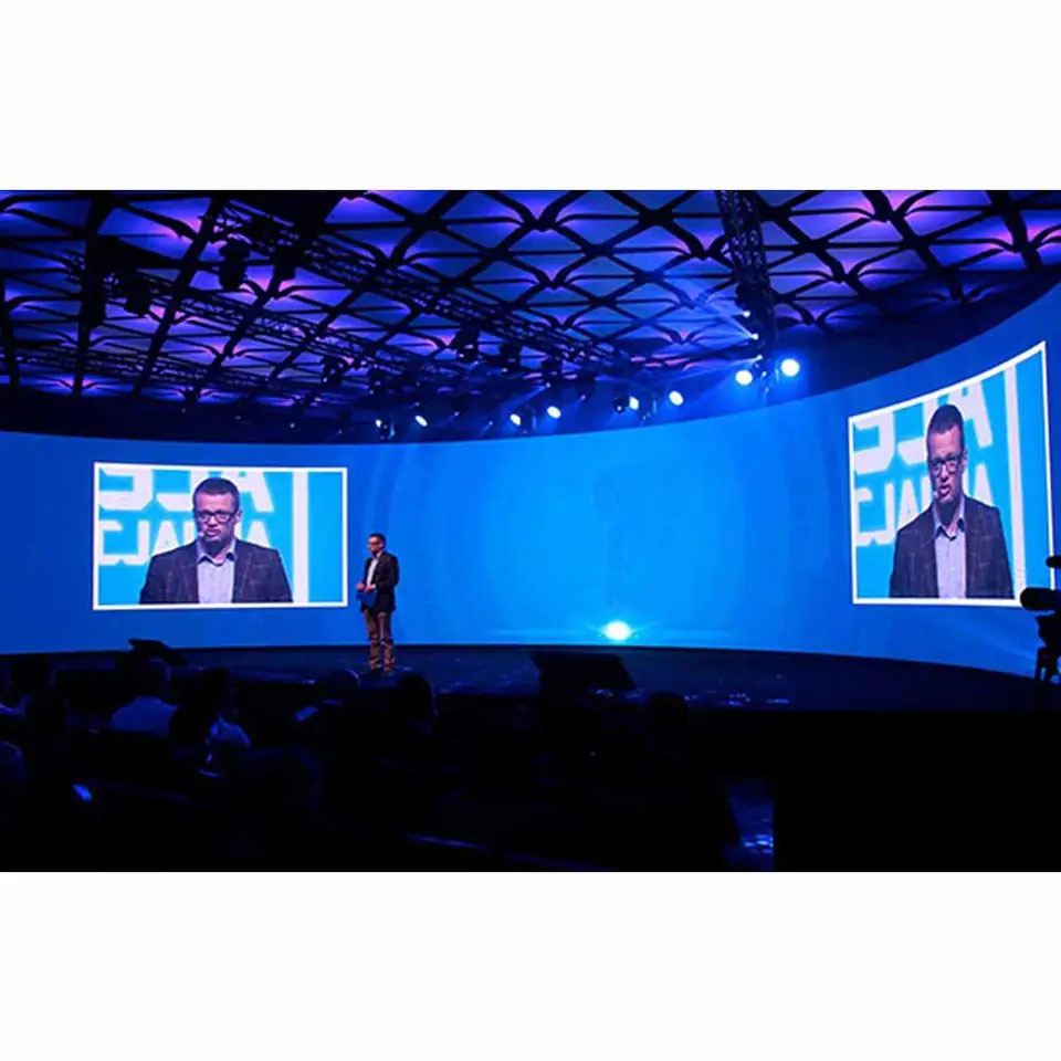 8K High Quality Immersive Xr Vr Virtual Studio 3 Sides LED Display