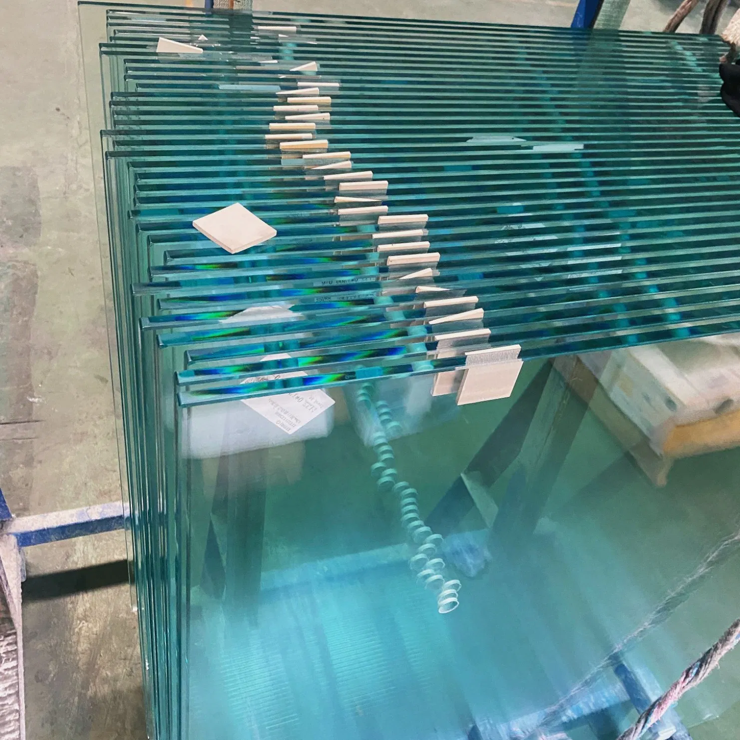 Wholesale Price Custom 2 mm 3mm 5mm 6mm 8mm 9mm 10mm 15mm 12 Thick Clear Float Tempered Glass Manufacturer From China