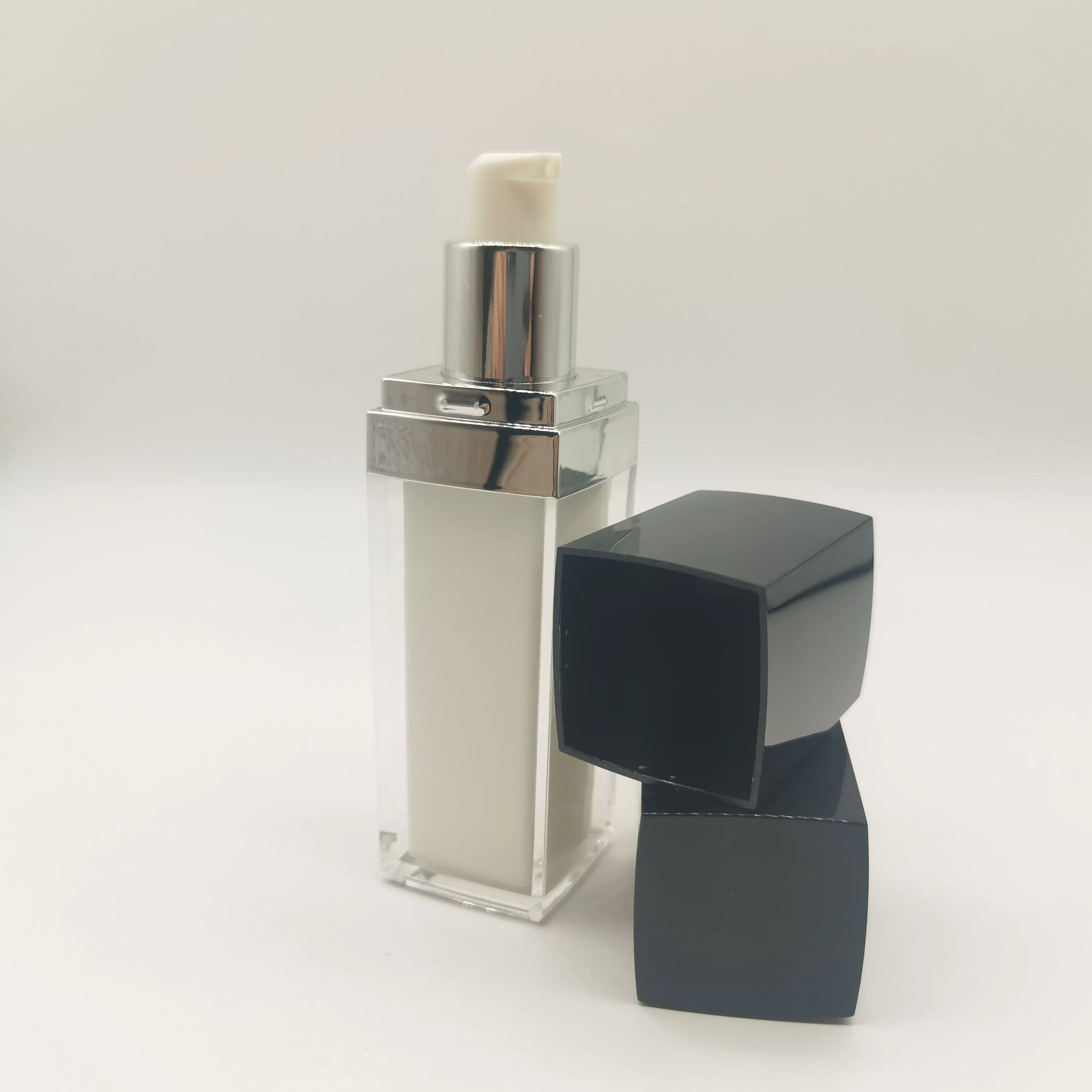 Elegant 30ml Acrylic Lotion Pump Bottle for Skincare