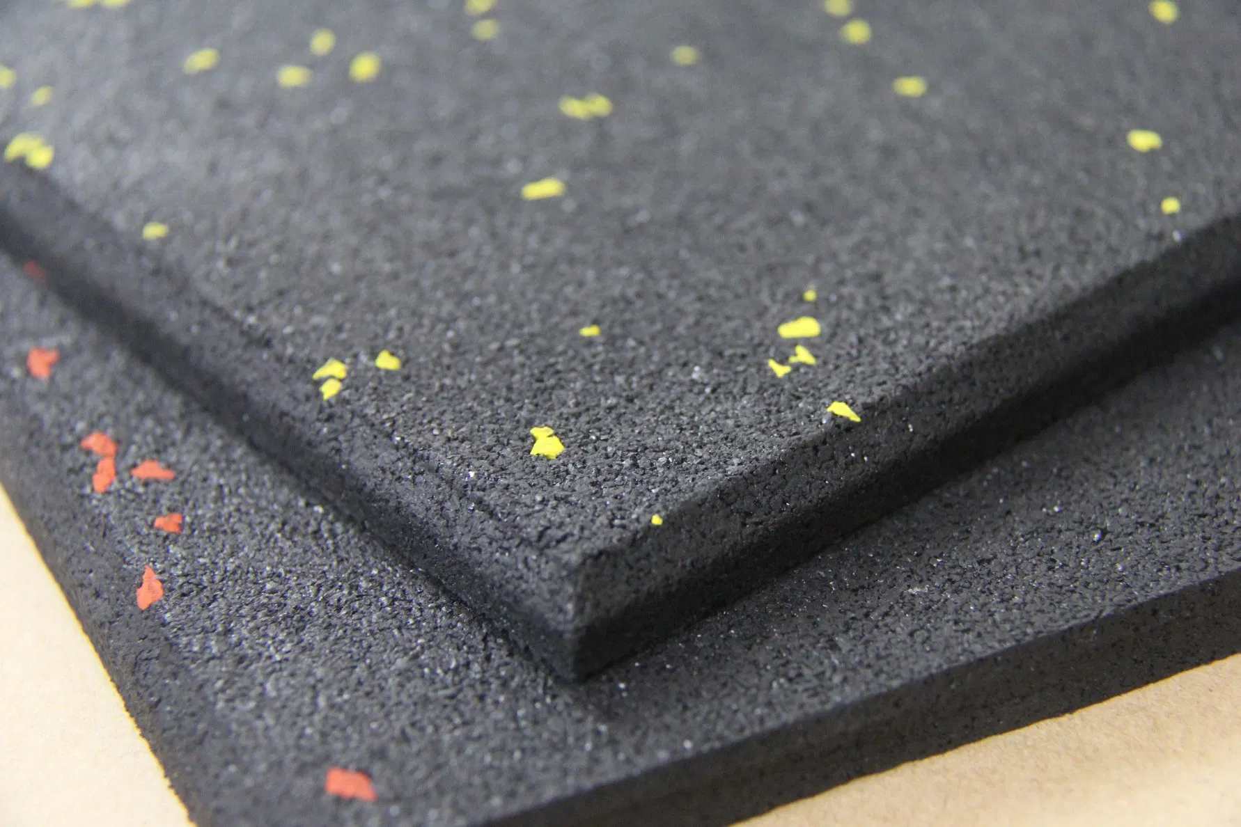 Top Quality 15mm, 20mm, 25mm Thick Rubber Gym Tiles Manufacturer