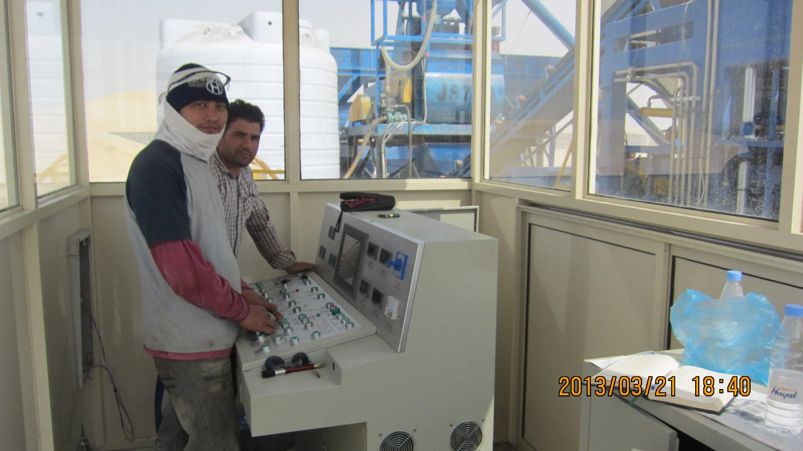 Fully-Automatic Brick Making Machine with High Effiency