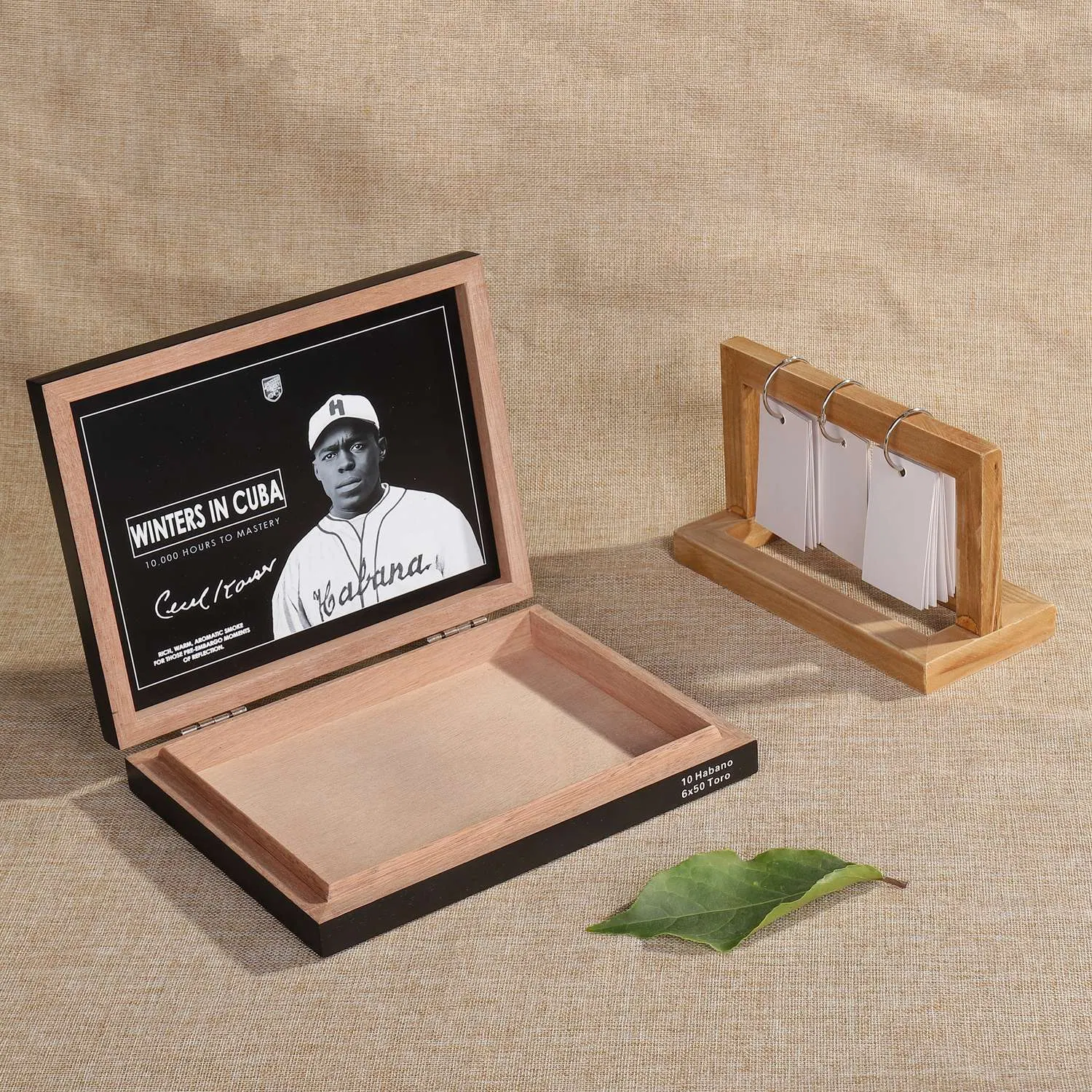 ODM/ OEM Wooden Cigar Box Wholesale Mahogany Solid Wood Custom Logo Flip Cover Cigar Case