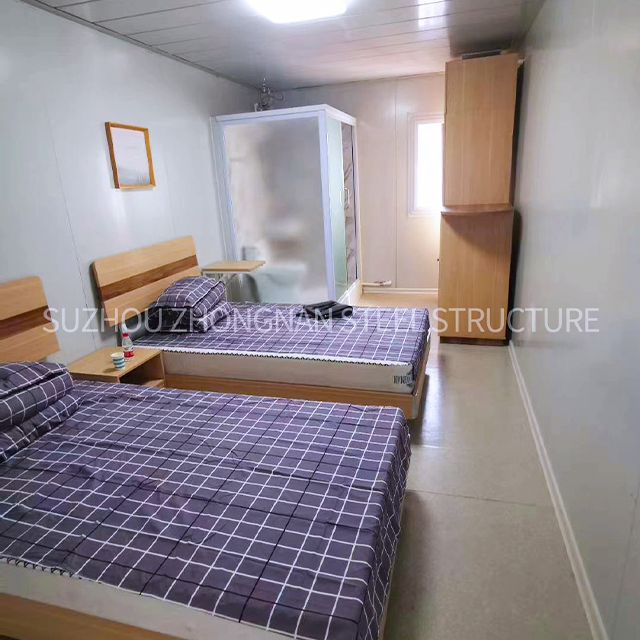 Flat Pack Prefabricated Steel Mobile House Container Office/Staff Dorm Factory