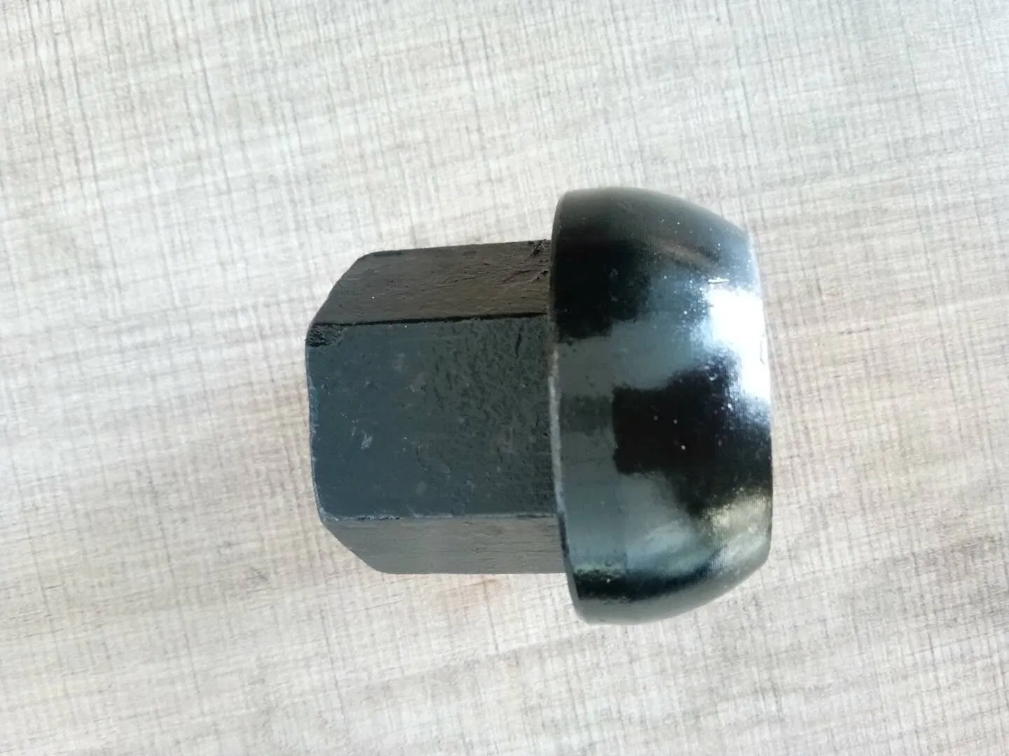 Анкерная гайка шестигранная и сферическая