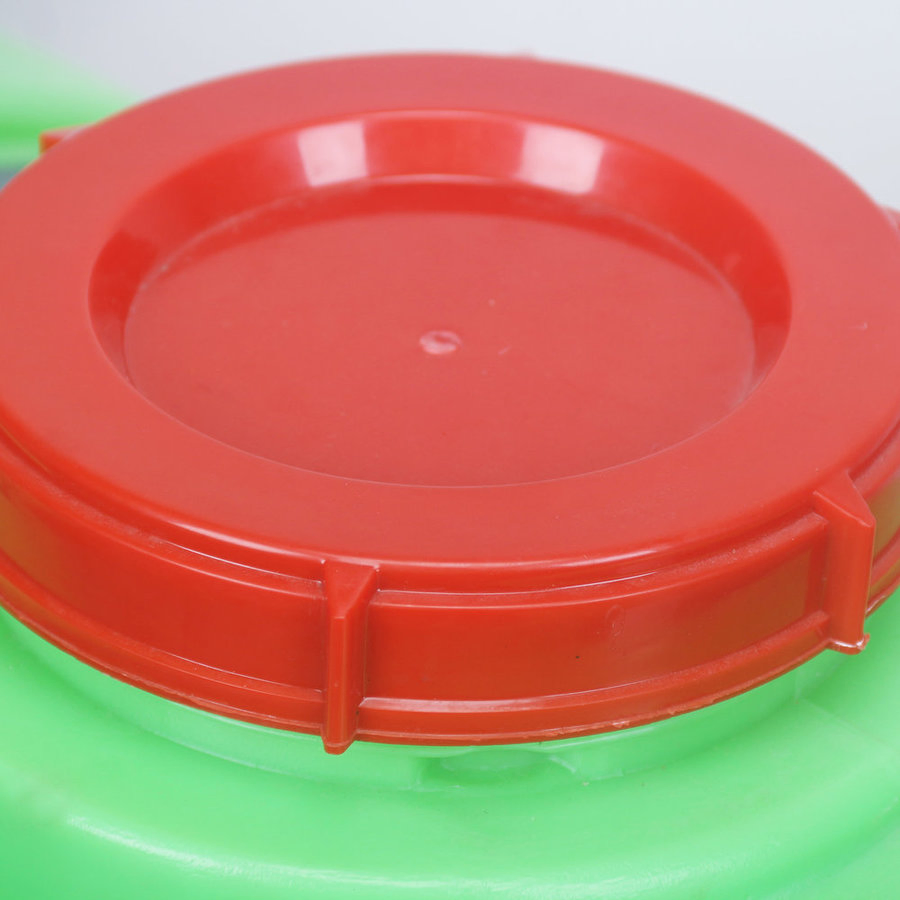 Мотопомпа-опрыскиватель бензиновая 160л на тележке