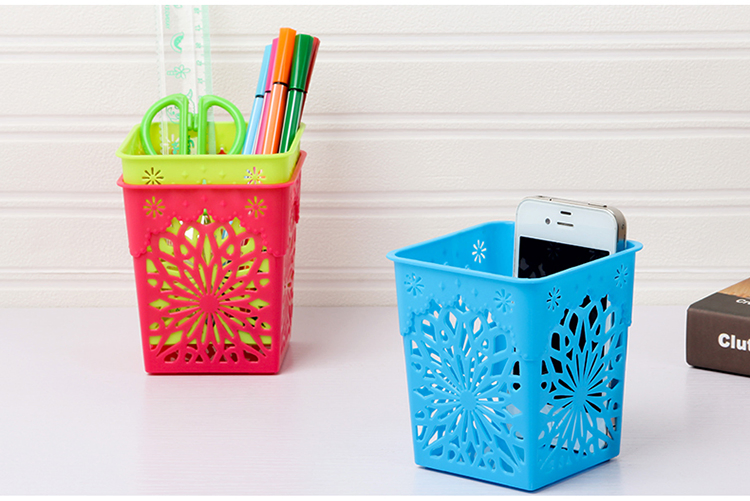 Cute Plastic Hollow Floral Design Colorful Pencil Holder, Pen Holder, Pencil Cup