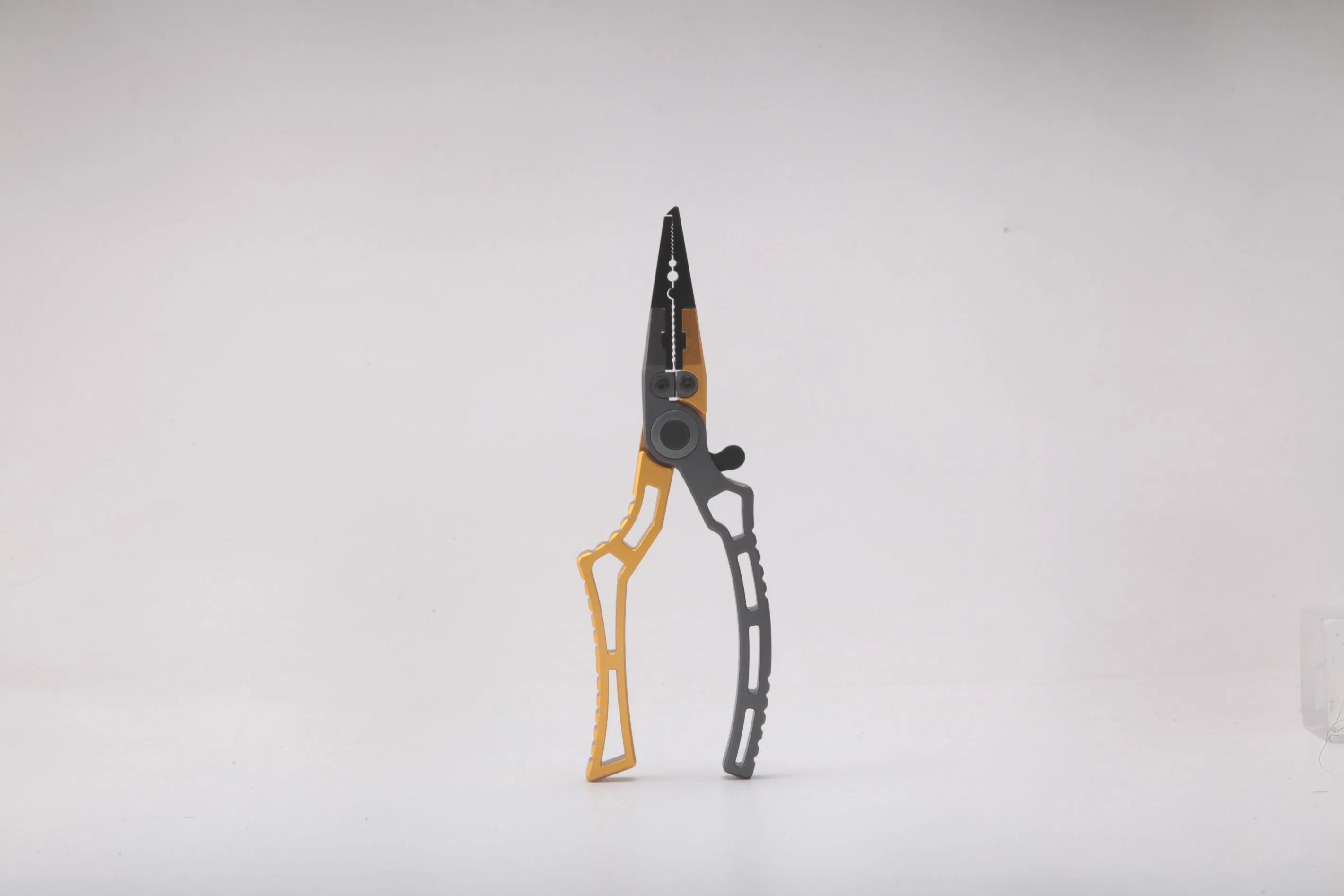 Newvision Aluminum Fishing Plier with Belt Clip