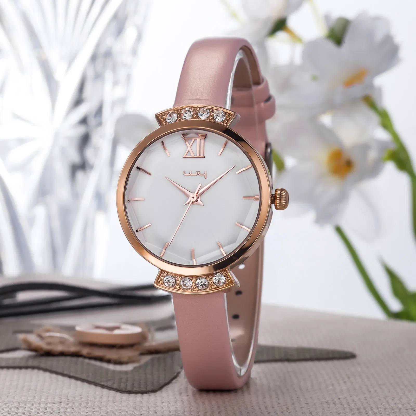 Elegant Rhinestone Round Dial Ultra Thin Genuine Leather Watch Wy-076