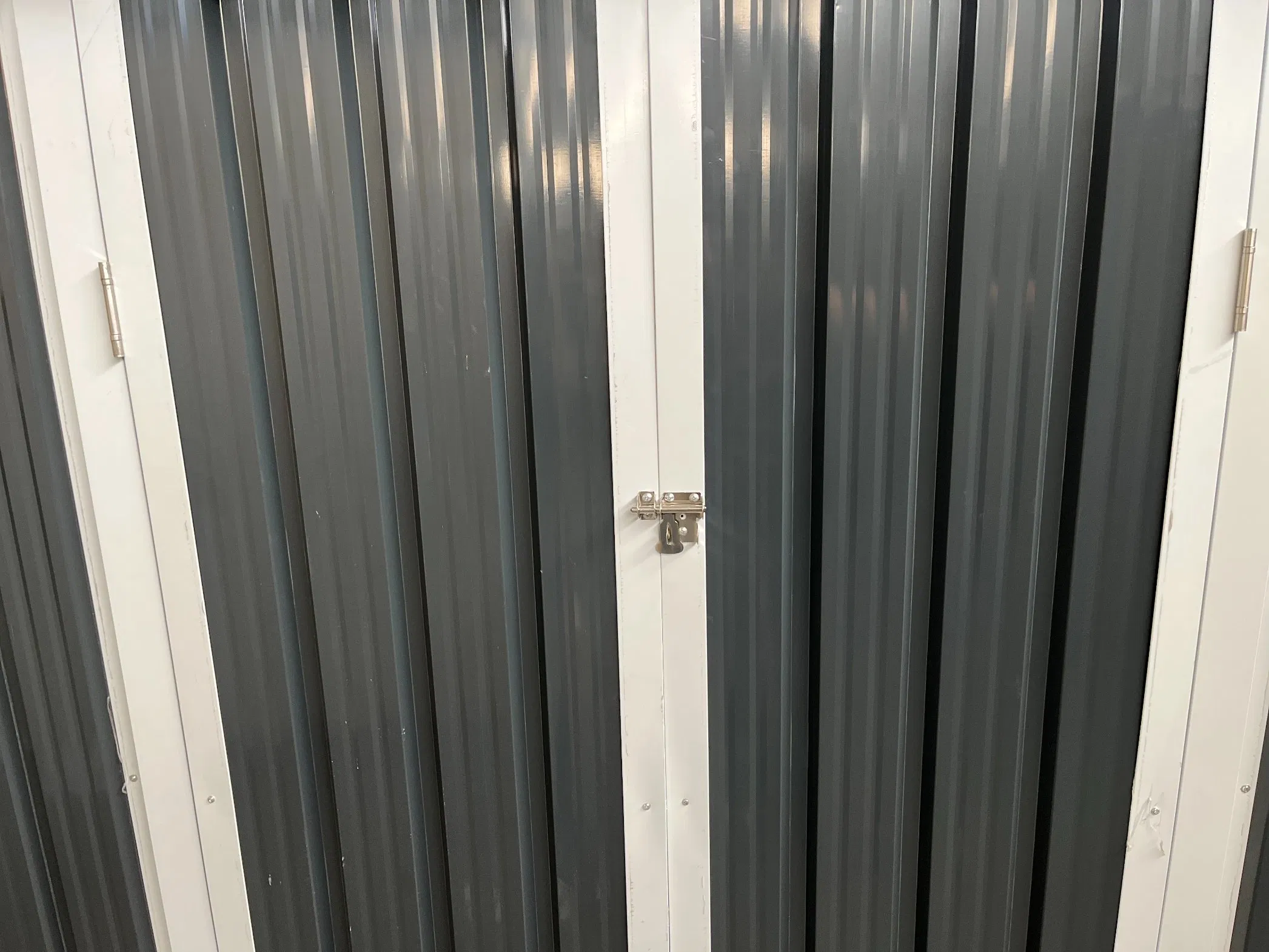 9*6FT Large Capacity Outdoor Storage Shed for Lawn Equipment Bicycles and Seasonal Items Garden Tool Shed