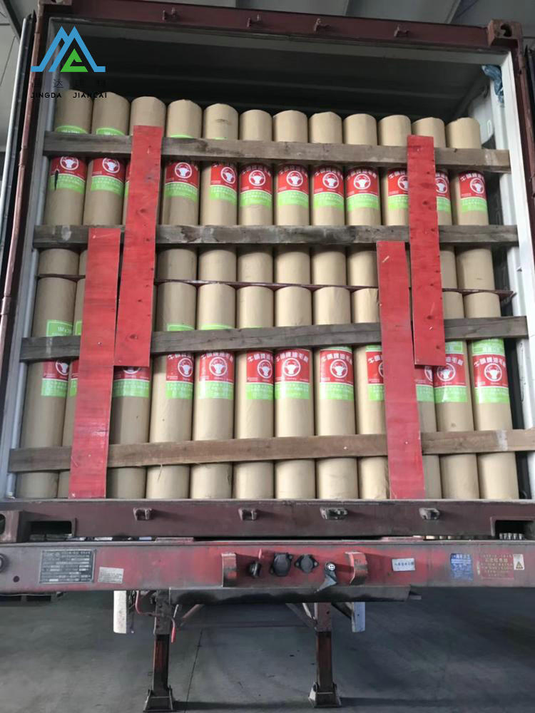 Global Bestseller Petroleum Asphalt Roofing Felt and Black Roofing Asphalt Paper Tar Felt for Wooden Roof
