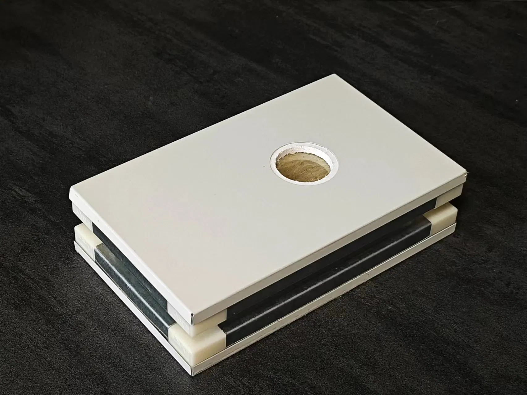 100mm-Thick MGO Rock Wool Sandwich Panel