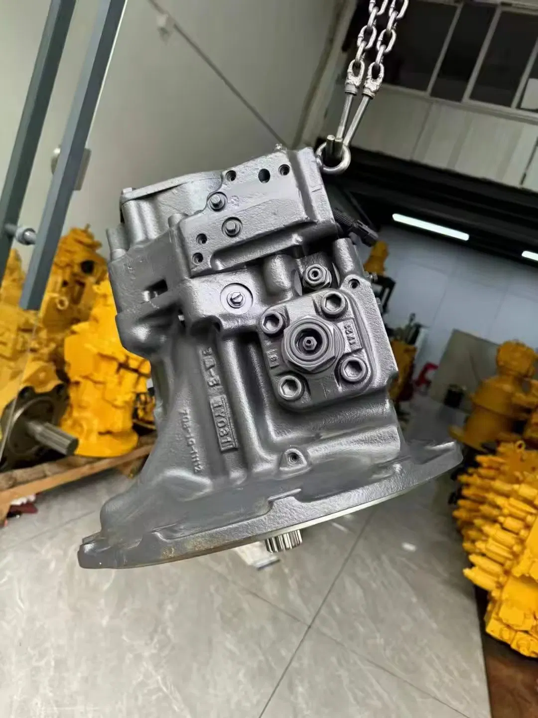 Гидравлический насос 708-3m-00011 для экскаваторов Komatsu