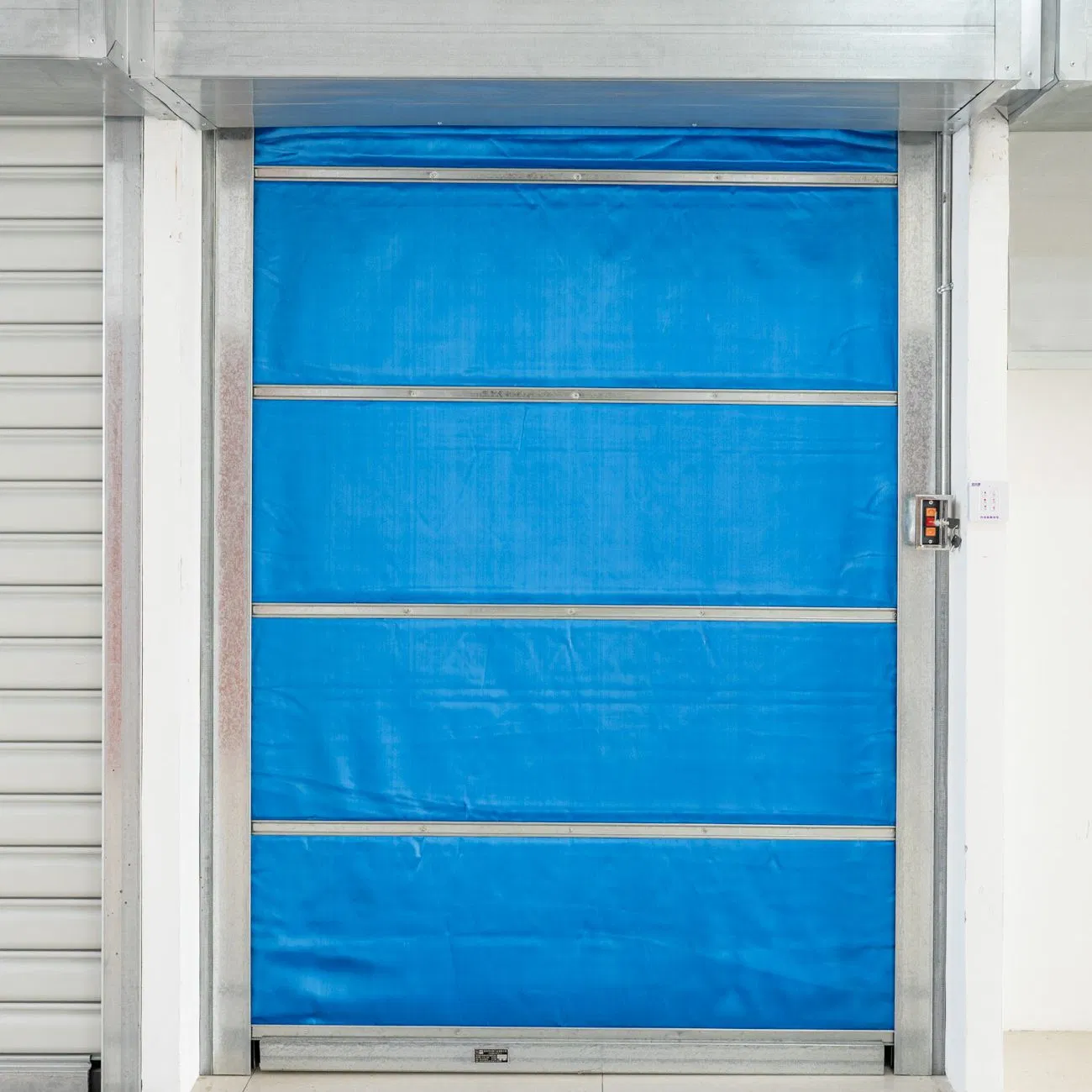 Superior-Quality Easy to Operate Double-Curtain Roller Shutters for Building Entrances and Exits