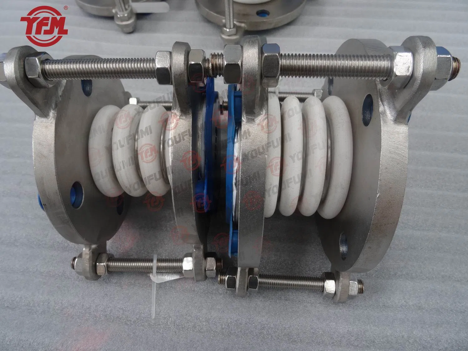 PTFE Lined Bellow Expansion Joint Flange Compensator