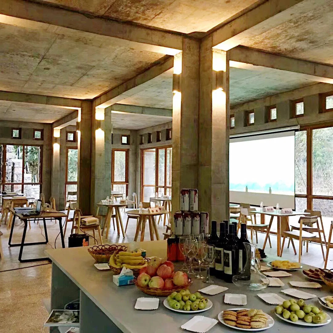 Cement-Precast-Component Durable Grc Cement Precast Chair Designable and Customizable Chairs/Tables/Trash Cans/Flower Pots/Public Equipment Environmental Friend