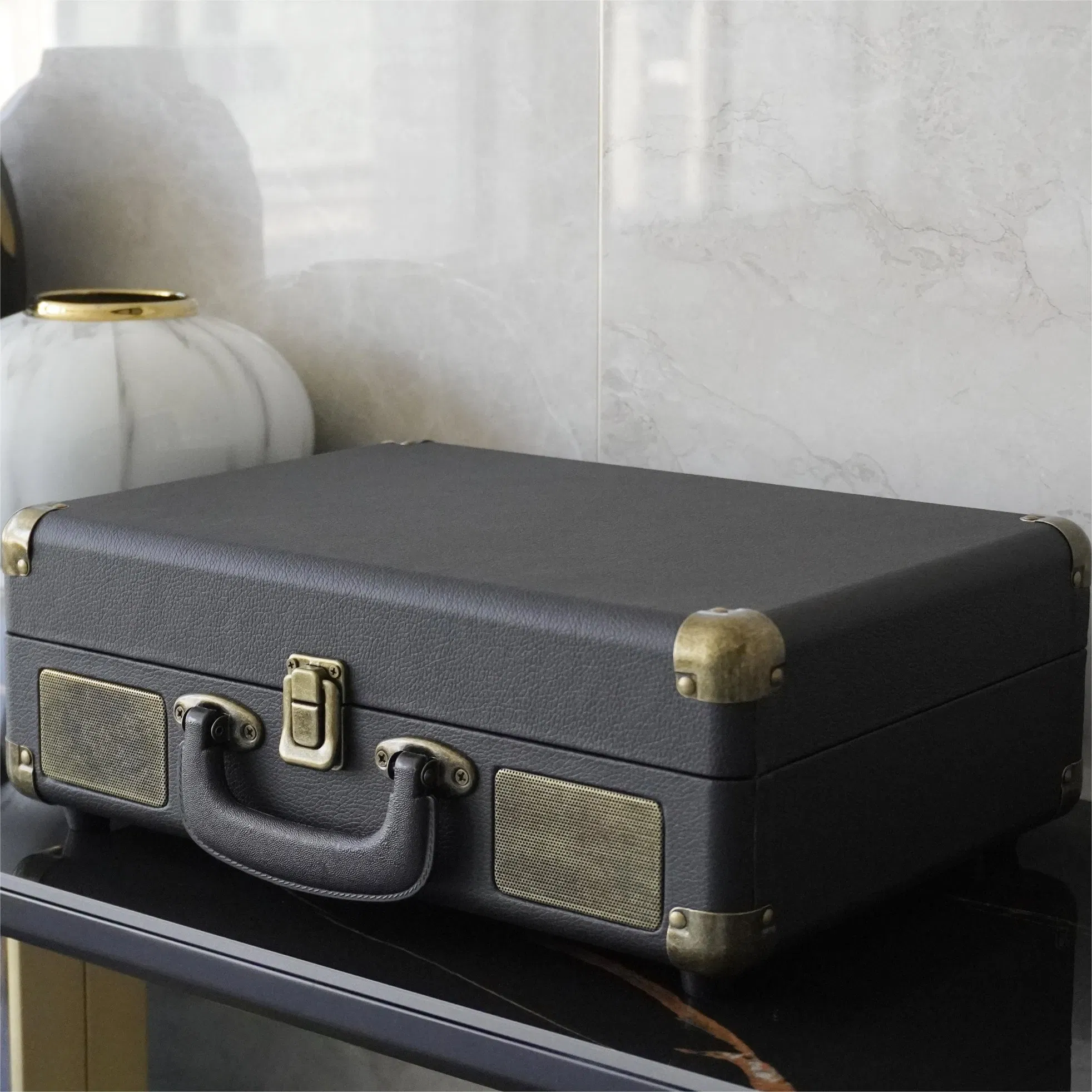 Factory Wholesale Custom R103 HiFi Sound Quality Portable Suitcase Turntable Gramophone Vinyl Record Player