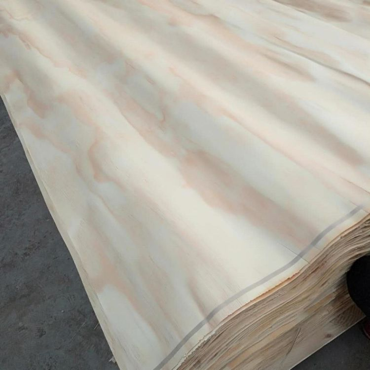 Plywood Veneer Pine Veneer Bb Grade