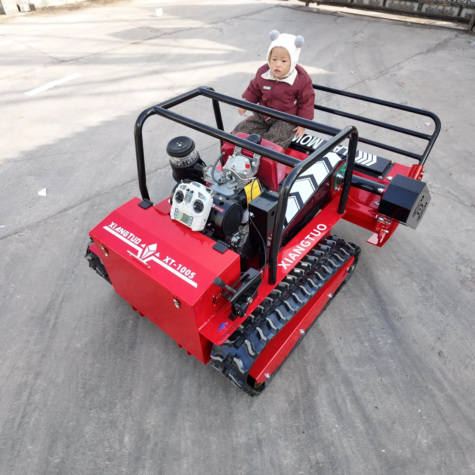 Газонокосилка-робот с бензиновым двигателем, дистанционное управление