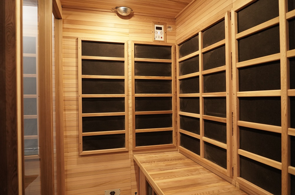 Red Cedar Outdoor Far Infrared Sauna Room
