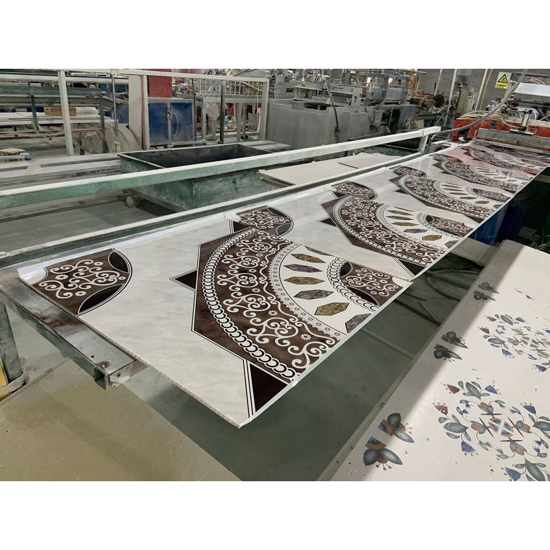 Hollow PVC Ceiling Gypsum Tile 595X595mm Somalia PVC False Ceiling Gypsum Board 603X603mm Grid Ceiling Peru and Plafon De PVC for Dominicana