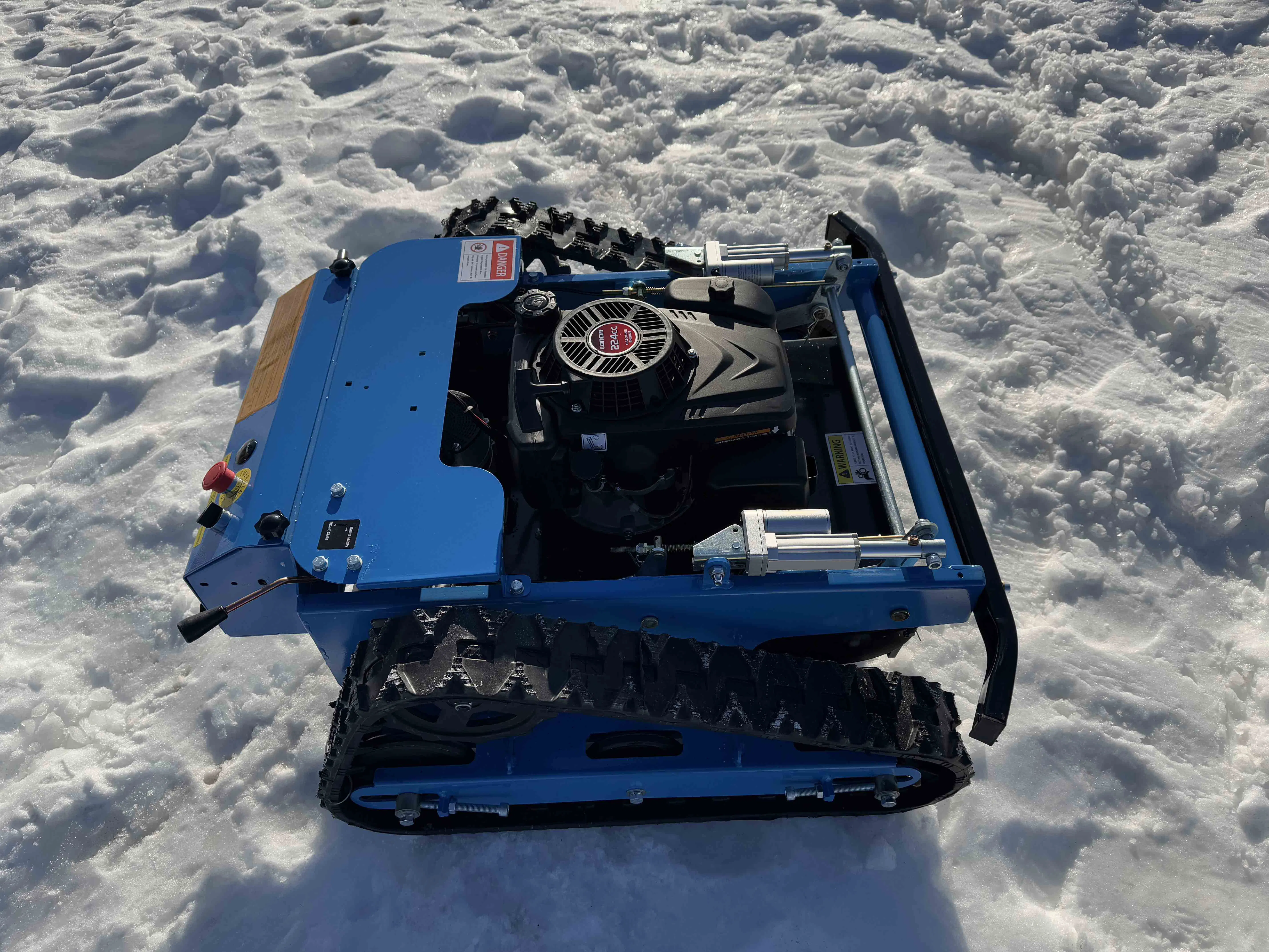 Газонокосилка с дистанционным управлением