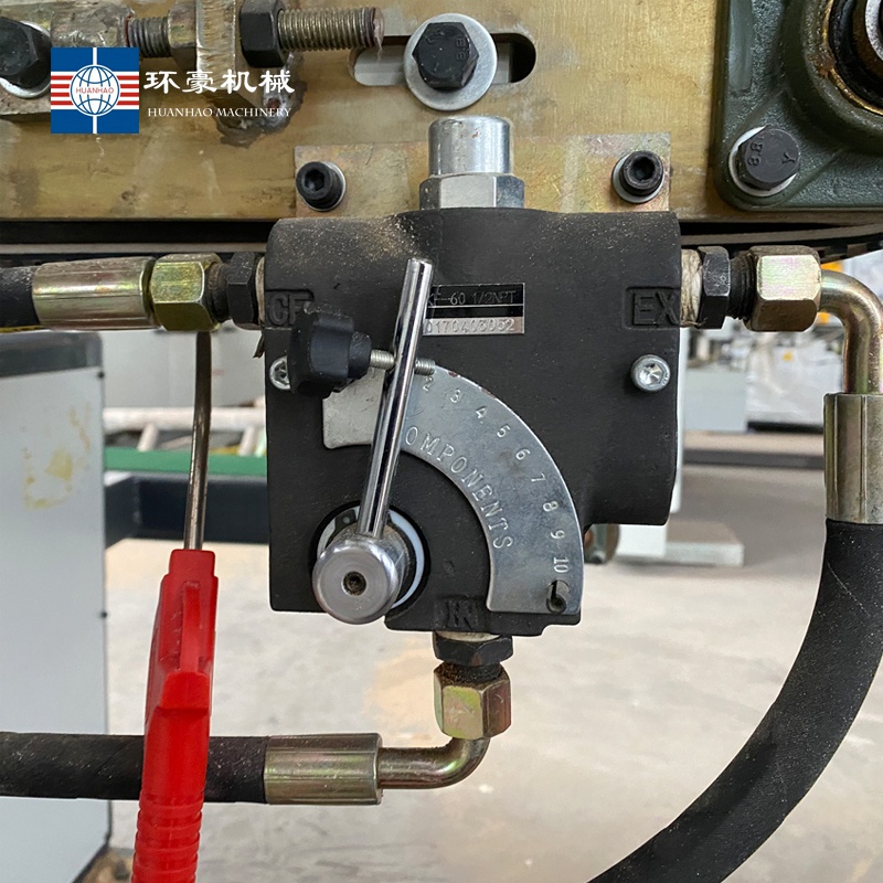 Ленточная пила по дереву горизонтальная полуавтоматическая гидравлическая