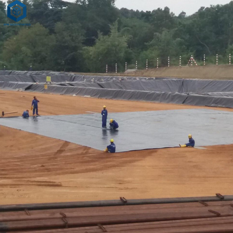 Smooth Impermeable HDPE Earth Dam Geomembrane Pit Liners for Sale