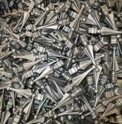 Classic Elegant Balcony Fence Designed with Sturdy Spear Points