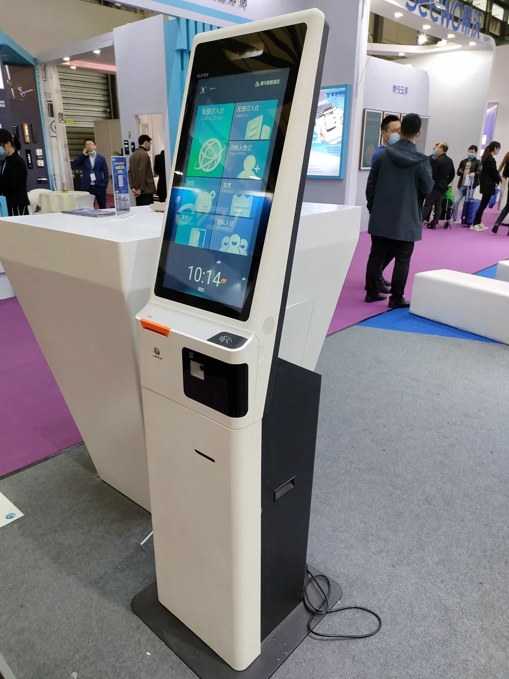 Customized Hotel Self-Service Check-in and Check-out Kiosk