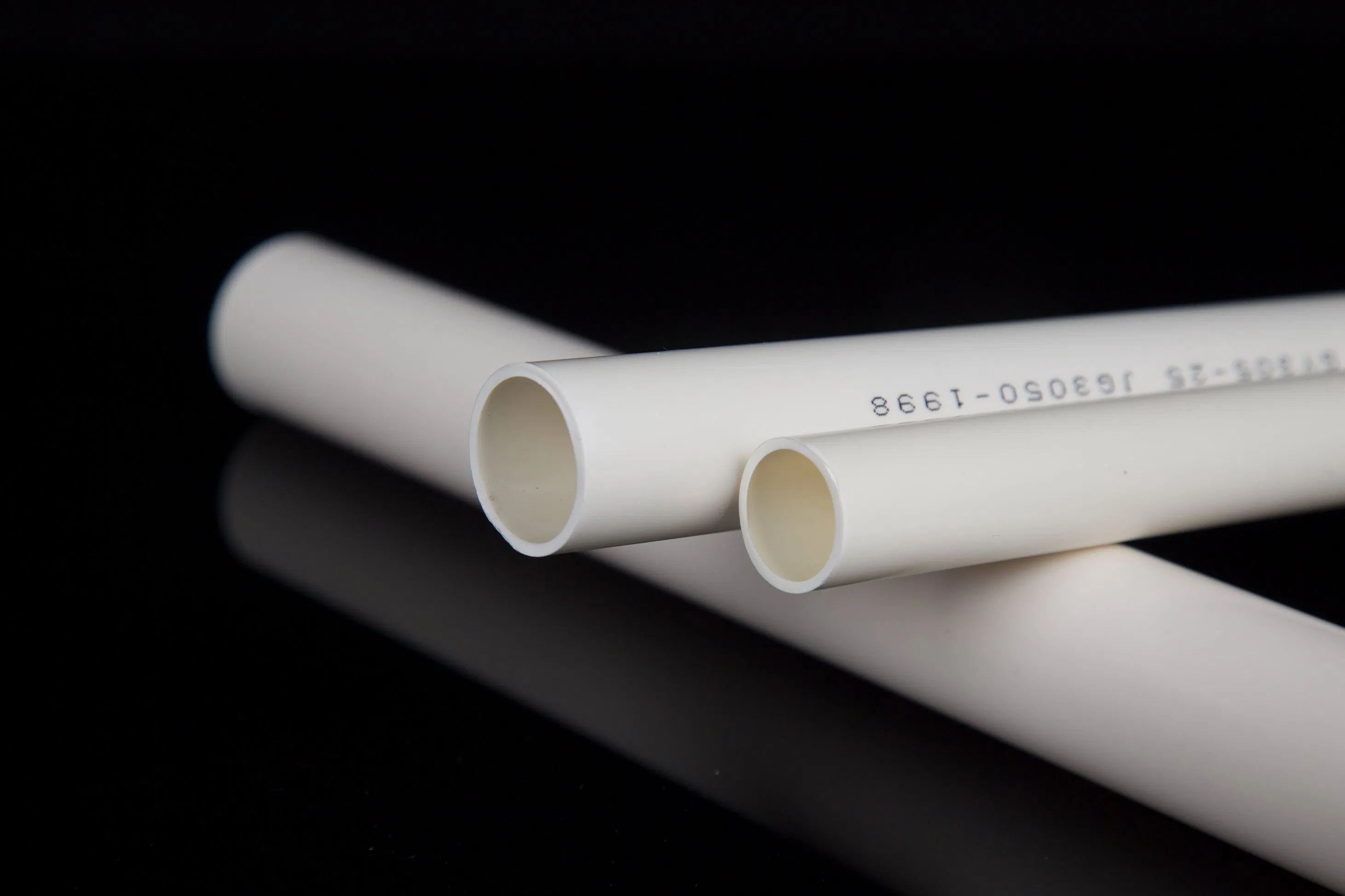 Multi-Type White Polyvinyl Chloride Material Flame Retardant Insulation Tube 16 mm 20 mm 25 mm 32 mm 40 mm Plastic Tube