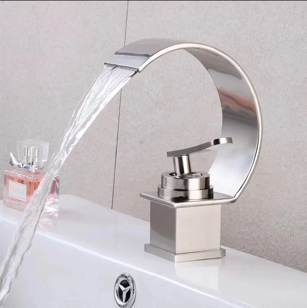 New Bathroom Model Brass Basin Mixer Odn-20011-65