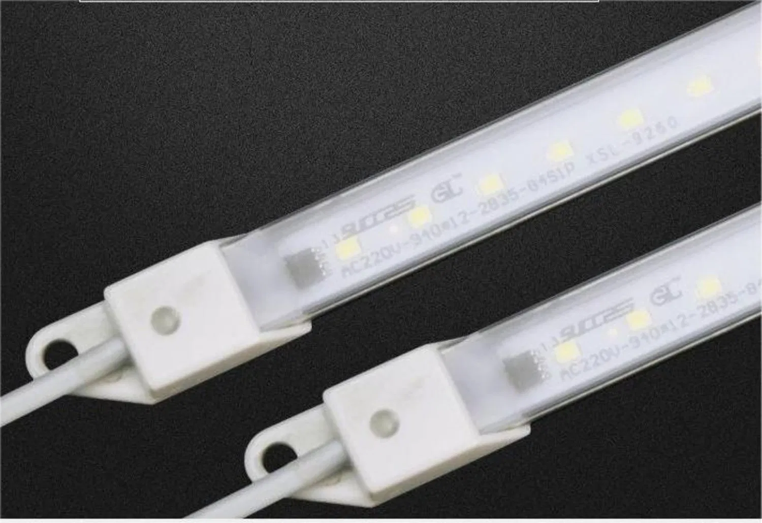 Energy Saving Lamp/LED-Light/LED Tube Light/Cooler Light for Indoor Lighting/Decoration Light/Refrigerator Lighting