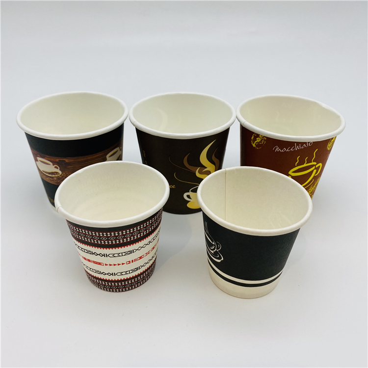 Бумажный стаканчик для кофе 8oz с флексопечатью