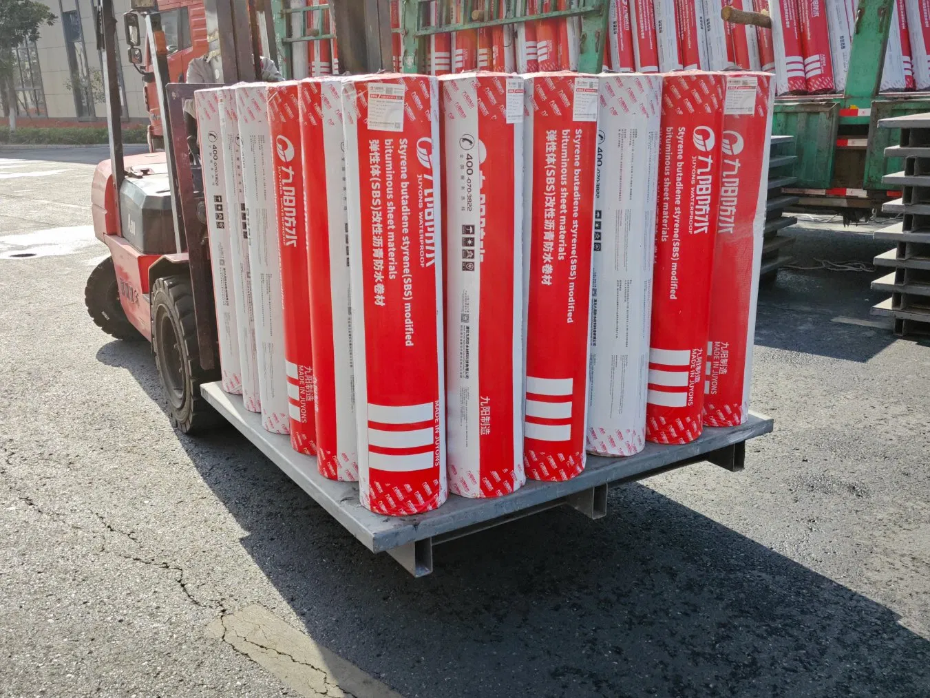 Durable Hot-Melt Asphalt Waterproofing Membrane for Easy Installation