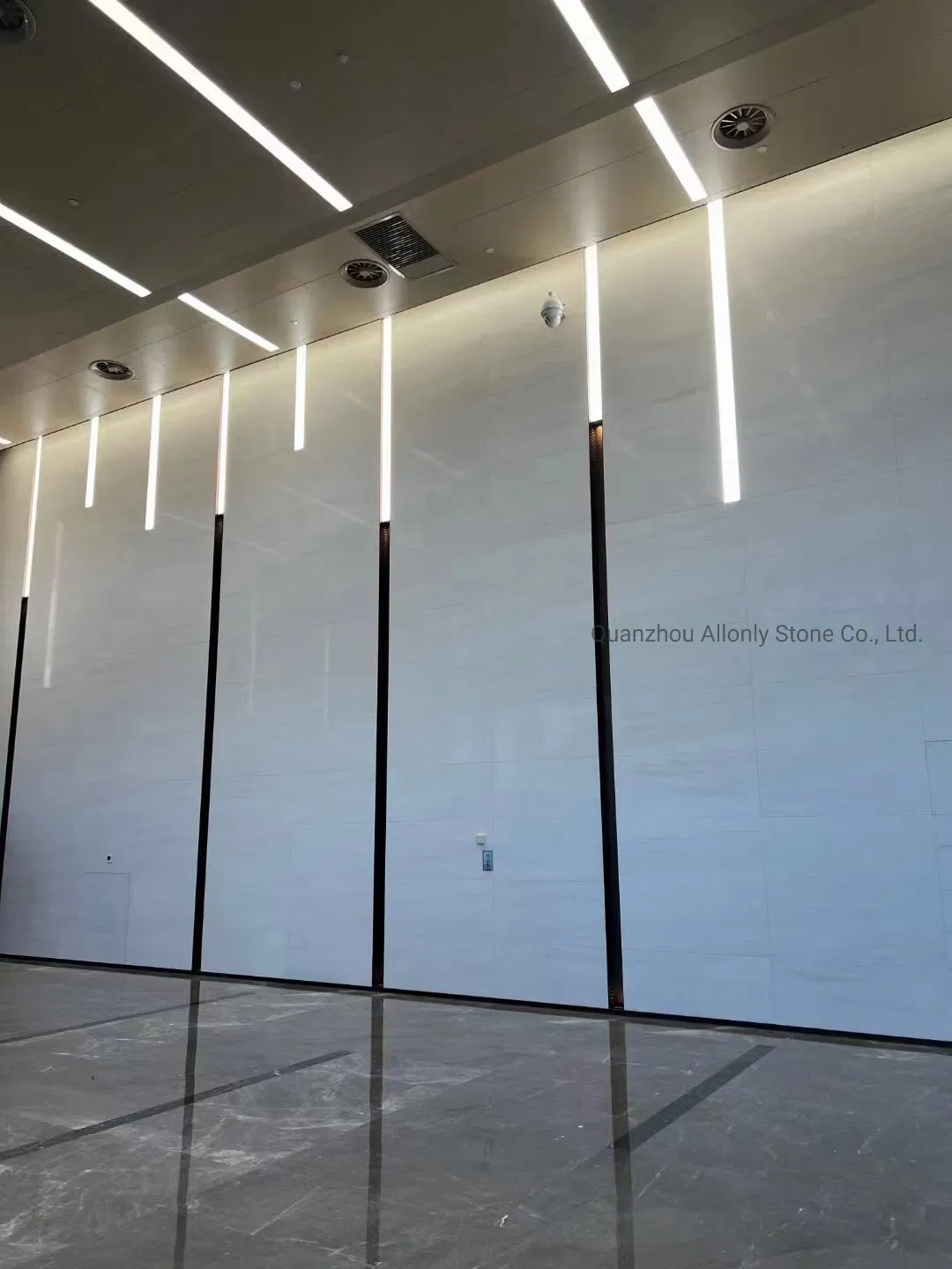 Moca Cream Marble Cladding Stone White/Beige Natural Limestone Slab for Wall Facade /Panels/ Floor Tiles