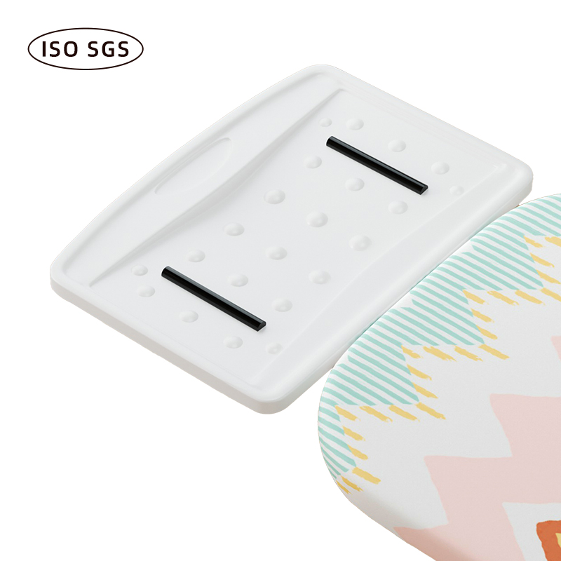 Вертикальная гладильная доска с пароувлажнителем