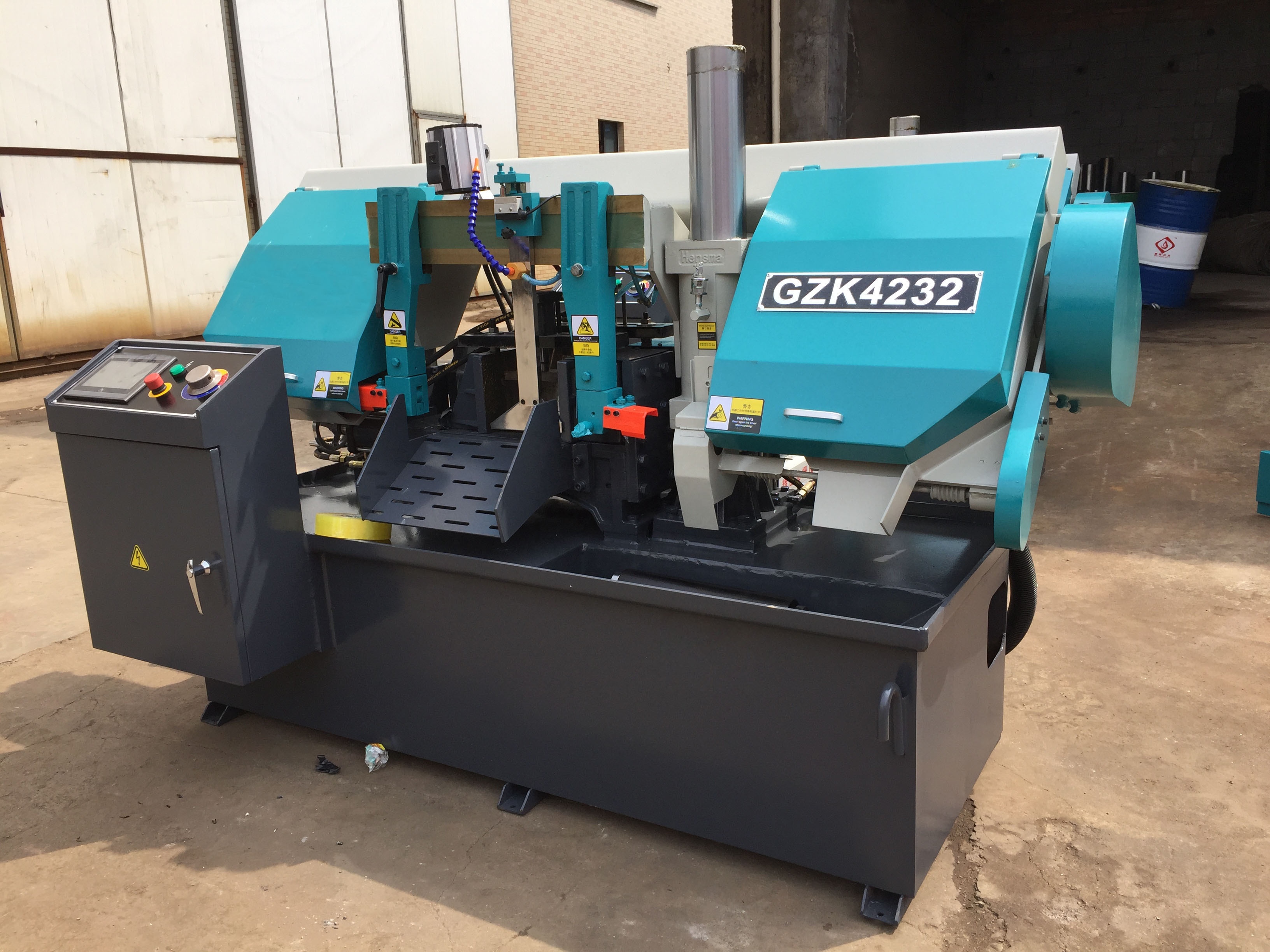 Станок ленточнопильный автоматический по металлу