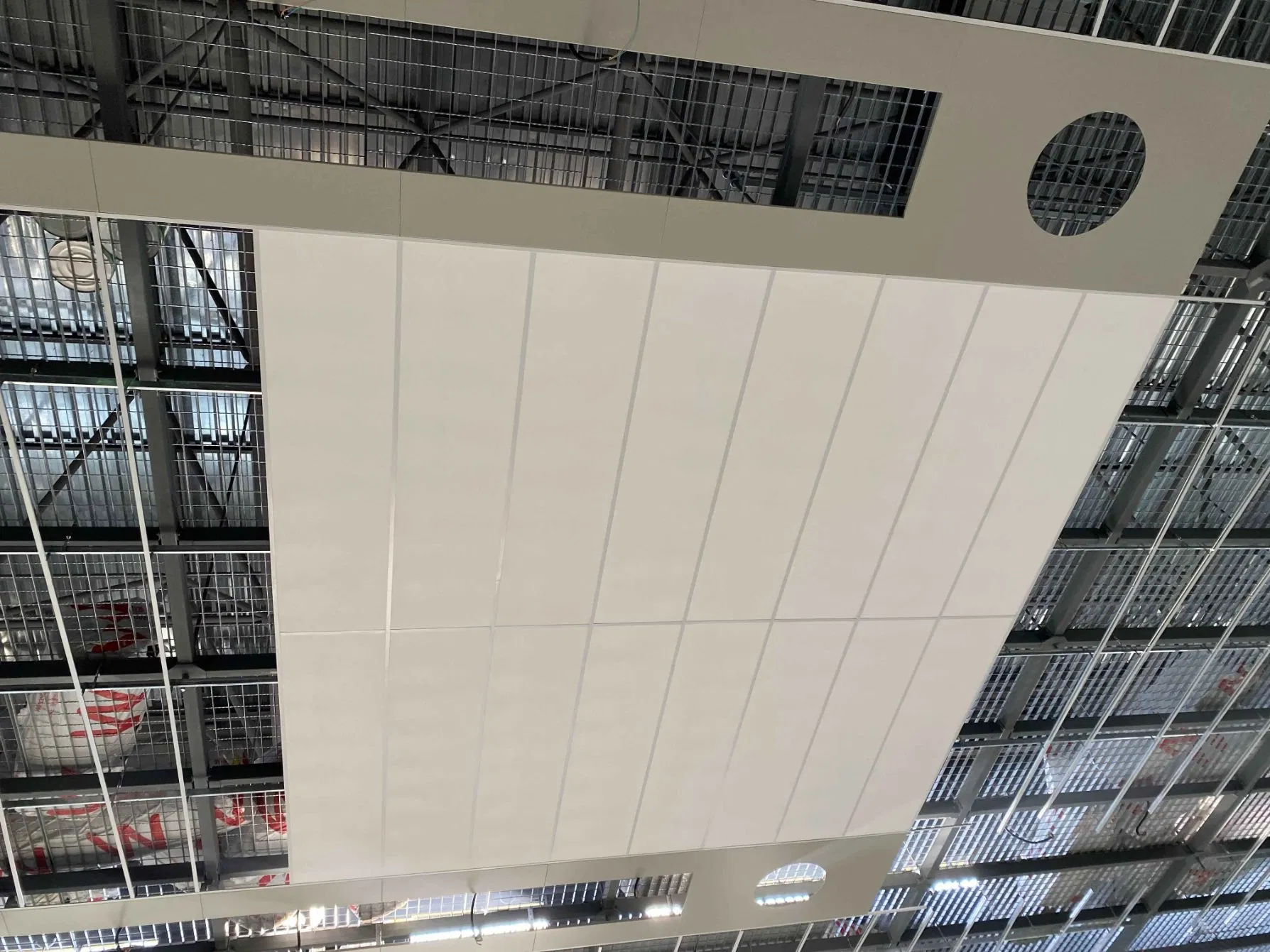 Soundproof Glass Fiber Ceiling Board and Fiberglass Acoustic Insulation False Ceiling Tiles in Square or Tegular Edge