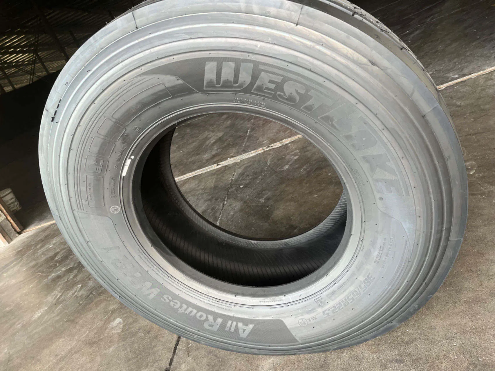 Шины для карьерных самосвалов 750-16 11R22.5