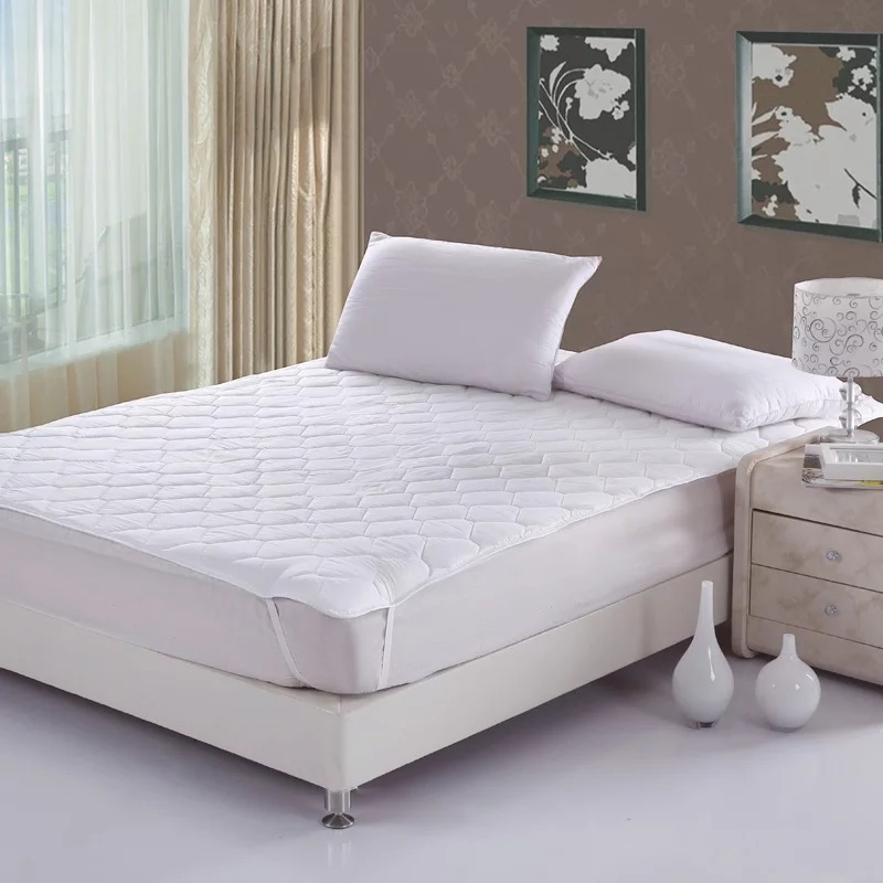 Factory in China Healthy Sleep Waterproof Breathable Polyester Mattress Protector
