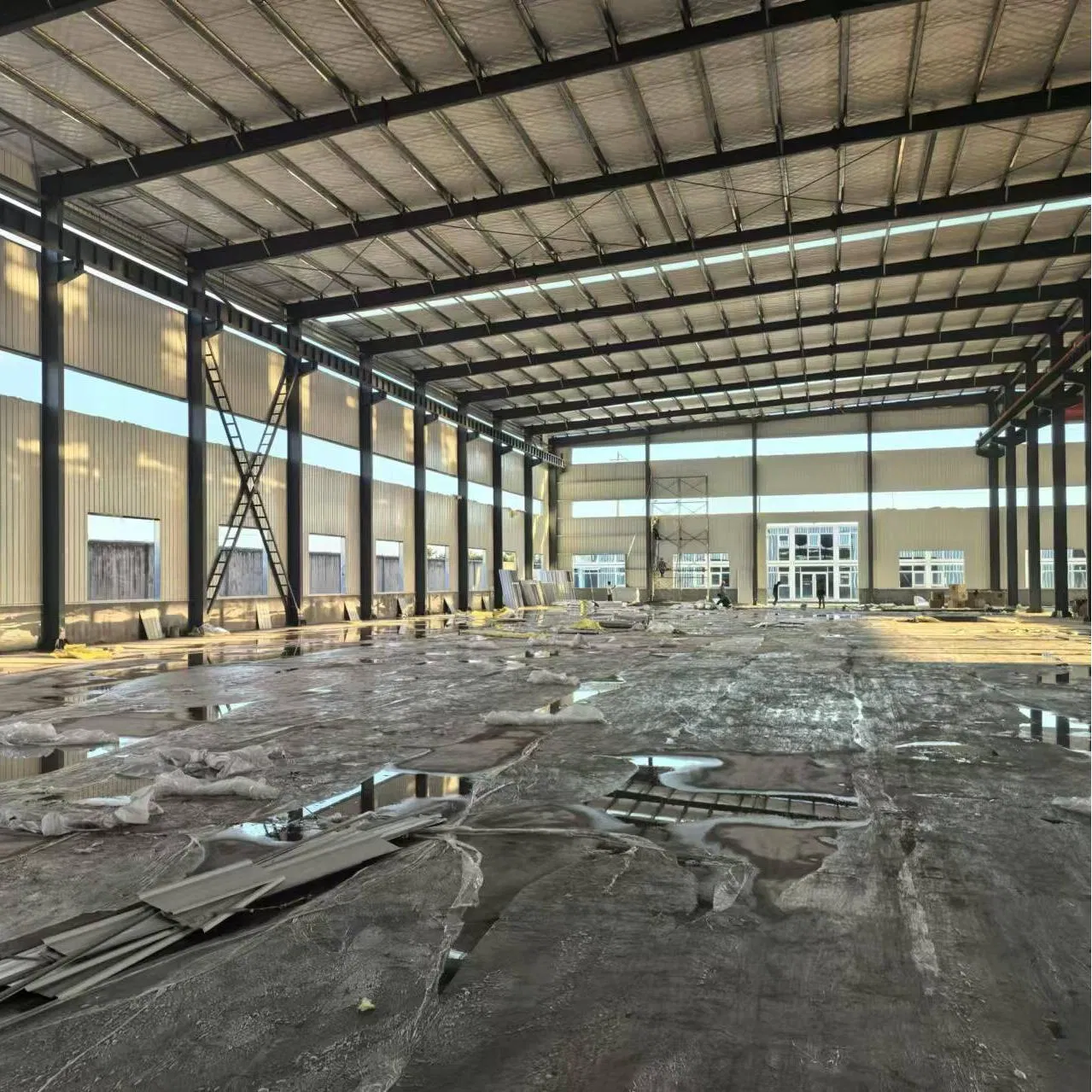 Economical Material Kits Prefabricated Construction Depot Shed with Single Metal Panel and Hot Rolled Steel Structure Design