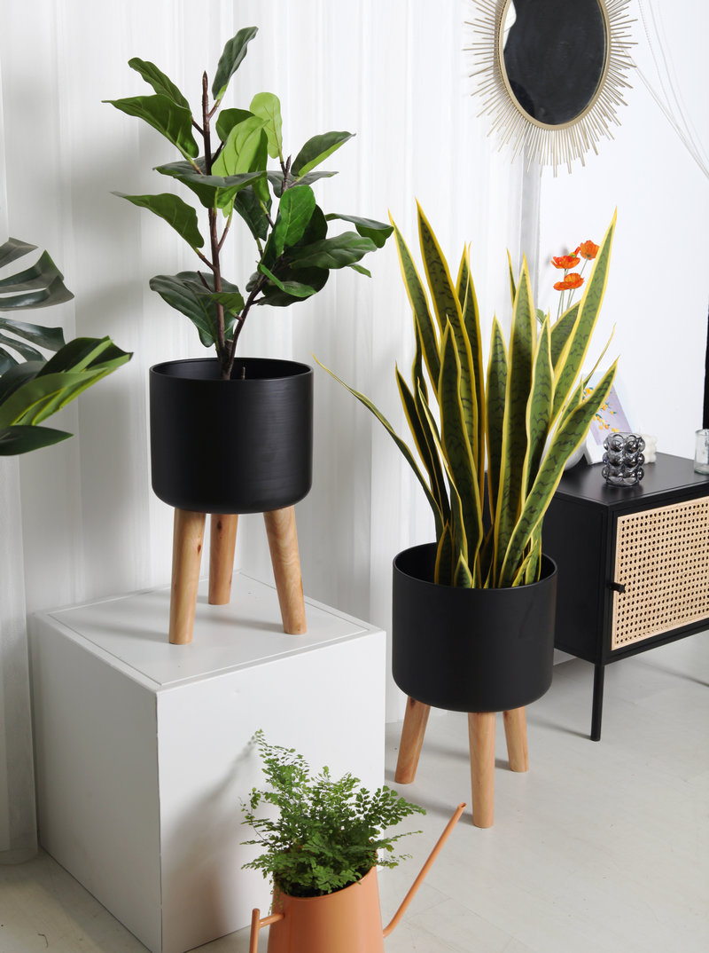 Iron Colorful Planter Pot for Home Deco and Storage