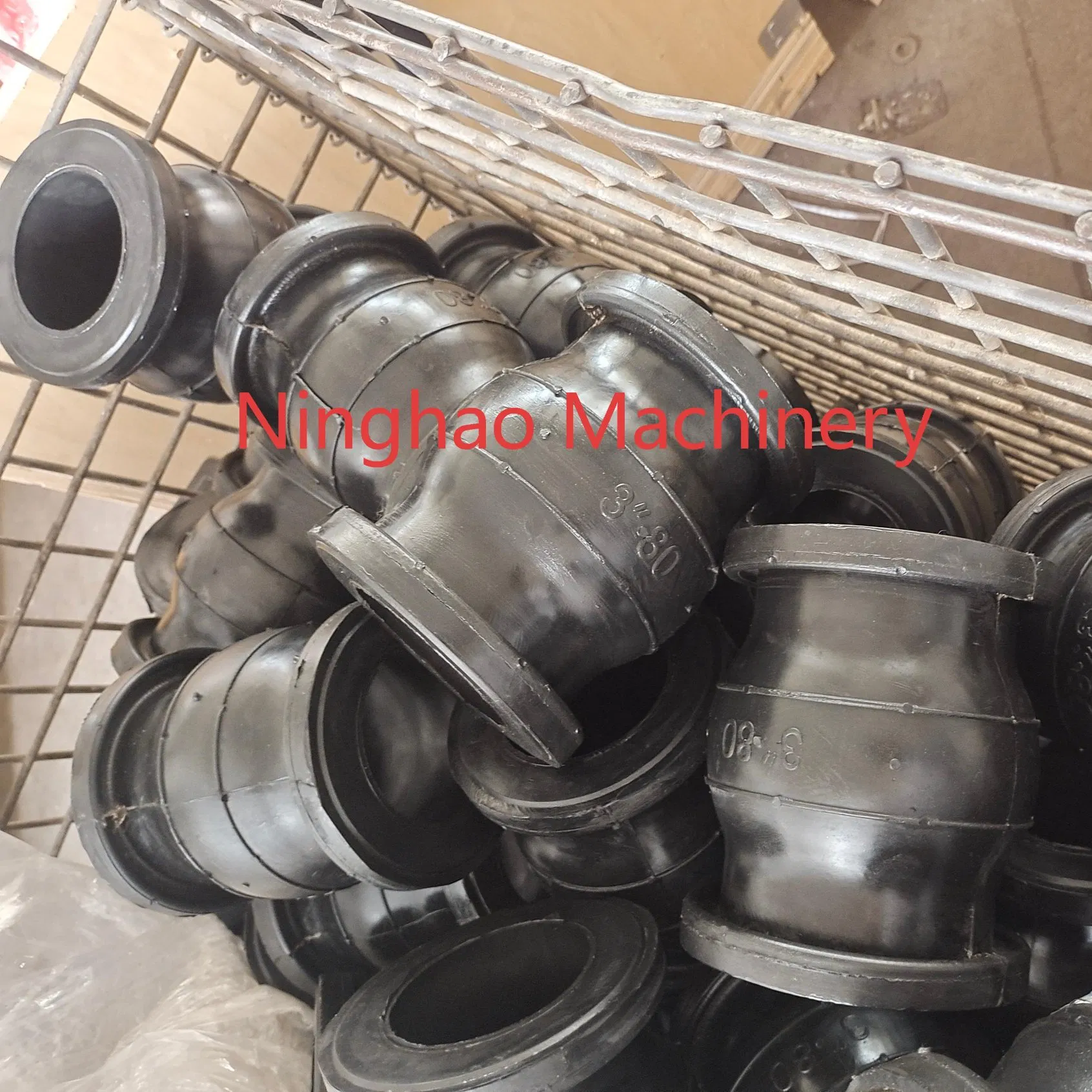 Carbon Steel Flexible Rubber Joint NBR Material Pipe Connector