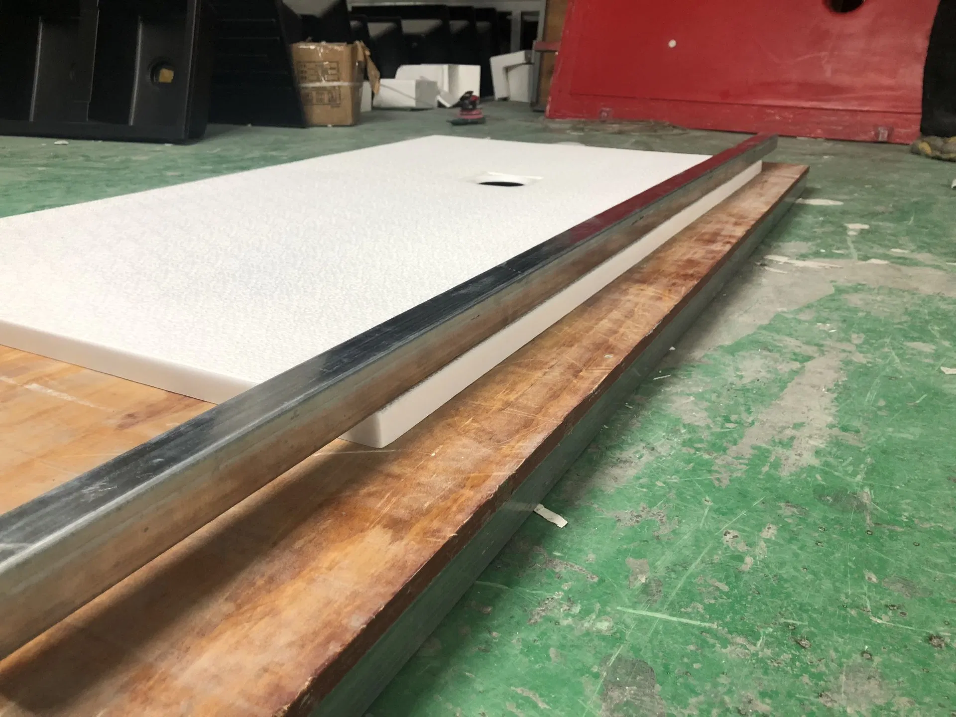 Rectangle Artificial Gel Coat Stone Resin Solid Surface Shower Plate Tray for European Market