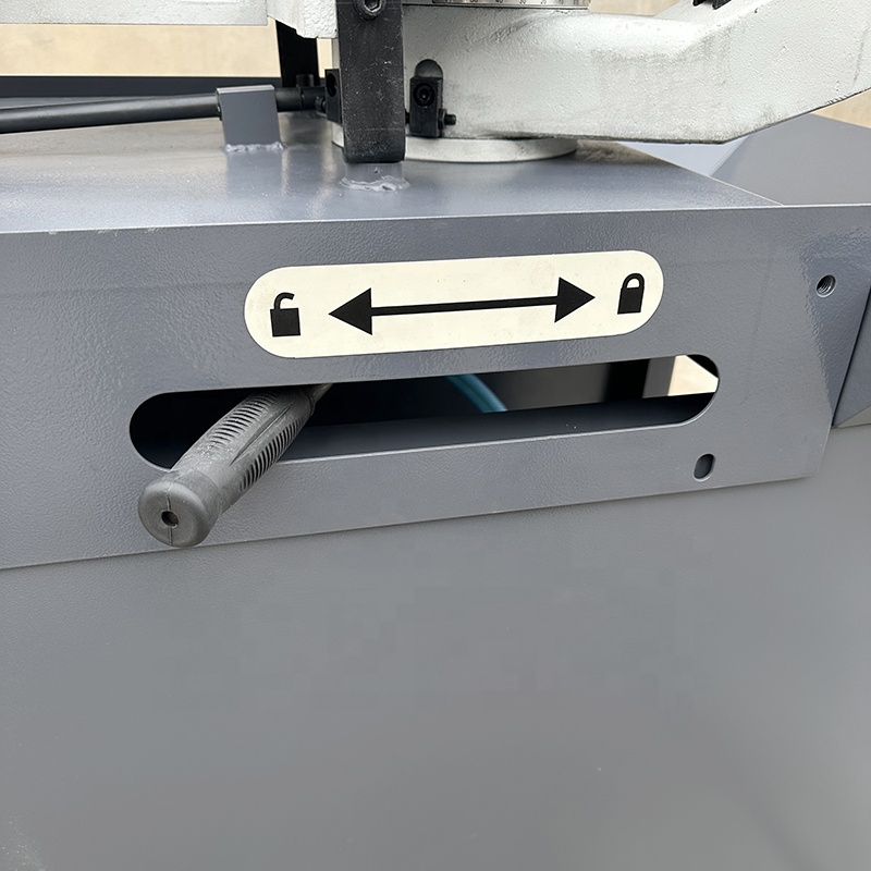 Ленточная пила по металлу